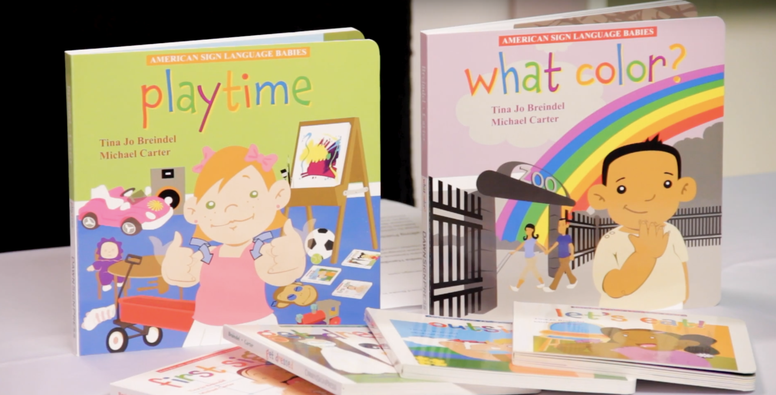 Holiday Hip List 2018: DawnSignPress Baby Board Books in ASL Holiday Hip List 2018: DawnSignPress Baby Board Books in ASL