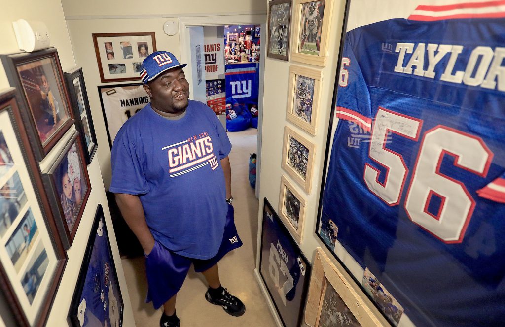 Giants Fan, Gregory Hampton, Wins 100 Years of Season Tickets Giants Fan, Gregory Hampton, Wins 100 Years of Season Tickets