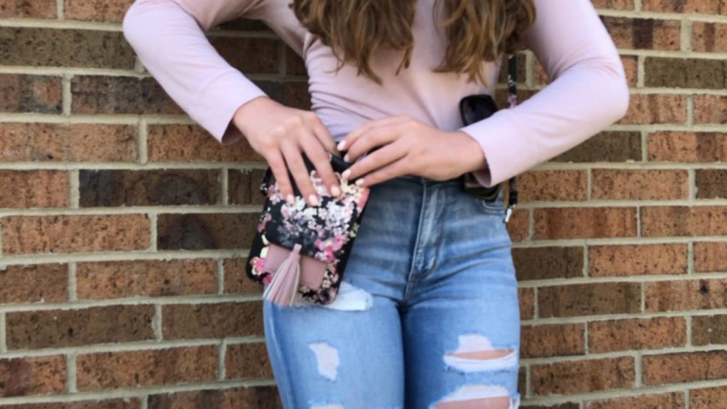 #BackToSchool Hip List – K Carroll Harper Crossbody #BackToSchool Hip List – K Carroll Harper Crossbody