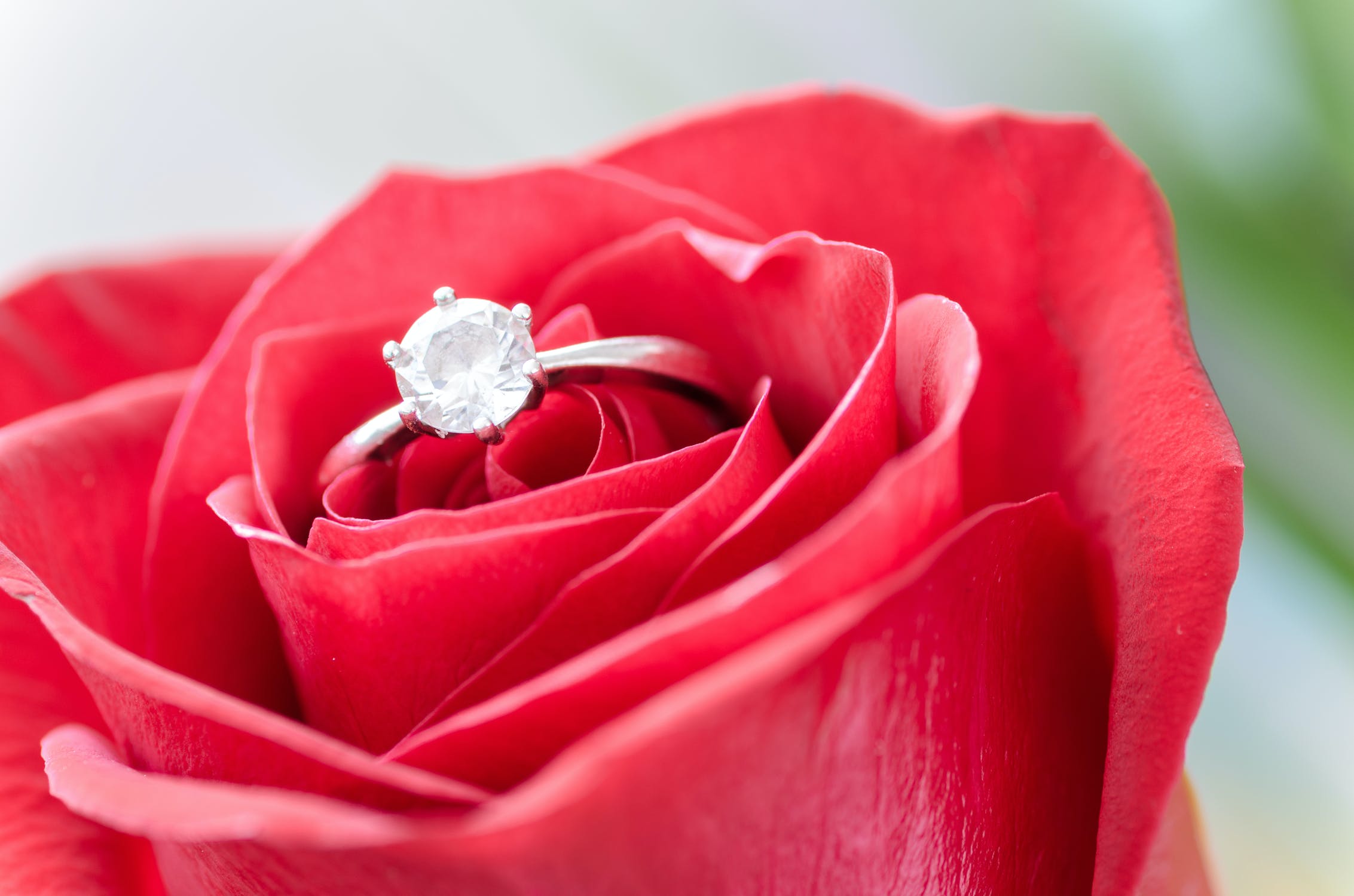 6 Tips for Saving Money on Jewelry 6 Tips for Saving Money on Jewelry